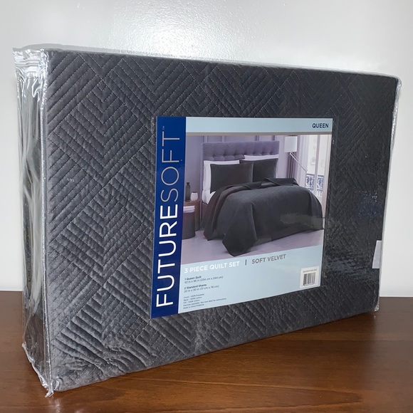 Future Soft Embroidered Velvet Queen Quilt Set 3Pc - Picture 11 of 16